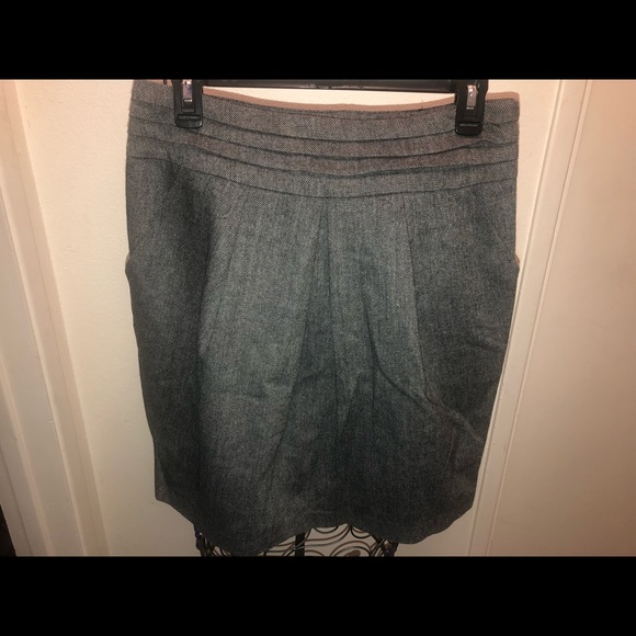 Forever 21 Skirt with pockets - Picture 3 of 5